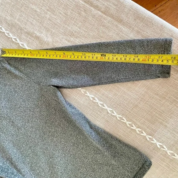 Stunning Ann Taylor Metallic Gray Women's Sweater/Silk Pants Set Size: XS 2P - Picture 9 of 17